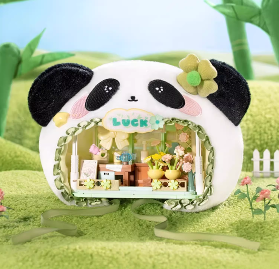 Furry Friends of the World – Mini Animal Shops Blind Box (Set of 4)