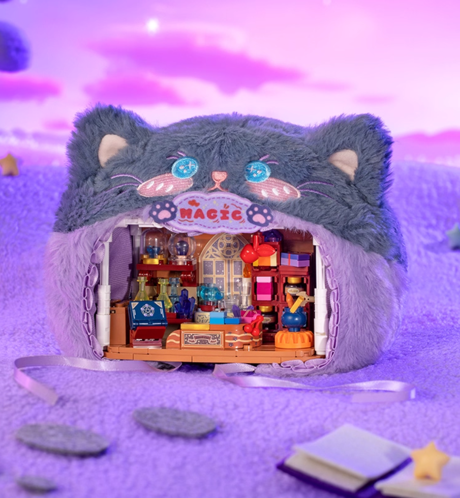 Furry Friends of the World – Mini Animal Shops Blind Box (Set of 4)